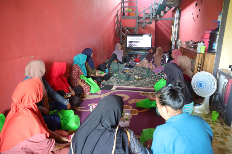 Workshop on weaving production costs